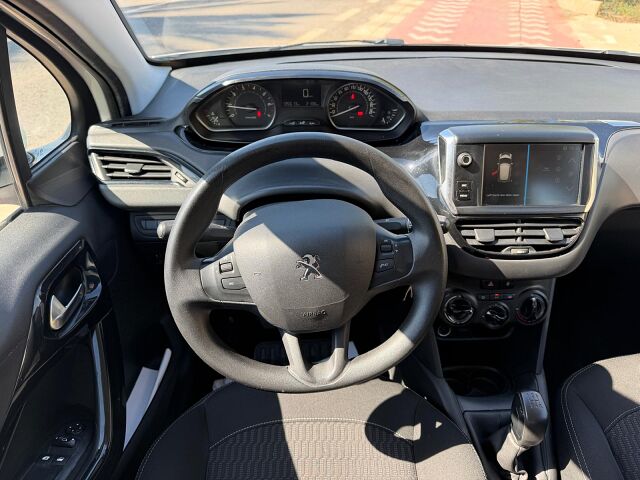 PEUGEOT 208 ACTIVE 1.2 VTI SPANISH LHD IN SPAIN 84000 MILES SUPERB 2018